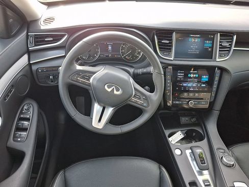 Used 2025 INFINITI QX50 Luxe AWD/4WD image 13