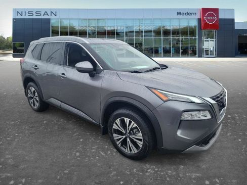 Certified 2023 Nissan Rogue SV w/ SV Premium B Package image 3