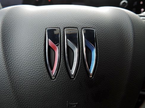 New 2026 Buick Envista Avenir FWD image 21