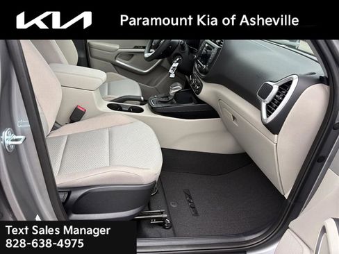 New 2025 Kia Soul LX image 16