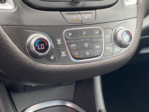 Certified 2023 Chevrolet Malibu LT FWD image 12