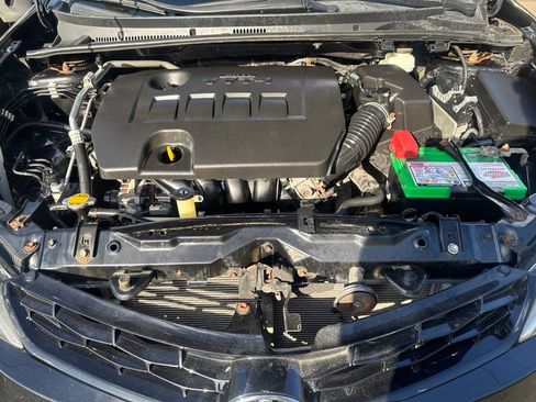 Used 2014 Toyota Corolla S FWD image 25