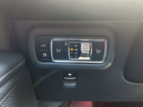 New 2026 Lincoln Nautilus Premier image 30