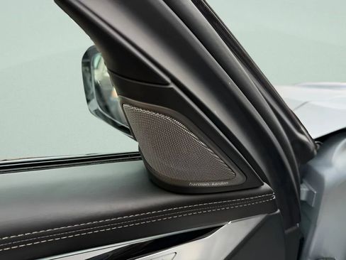 Used 2018 BMW 740i image 43