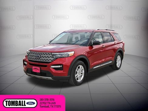 Certified 2021 Ford Explorer Limited w/ Equipment Group 301A RWD image 3