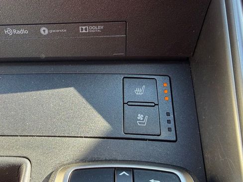 Used 2019 Lexus IS 300 F Sport w/ F Sport Package image 4