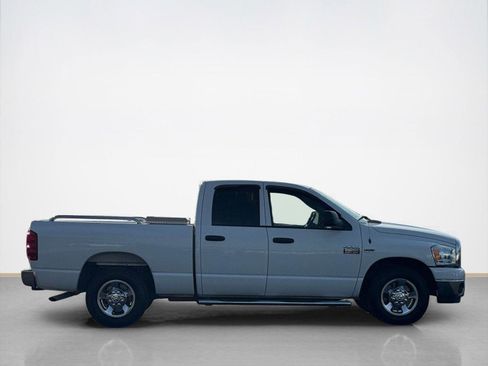 Used 2009 Dodge Ram 2500 Truck SLT w/ Popular Equipment Group RWD image 9