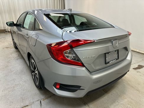 Used 2017 Honda Civic EX-L image 2