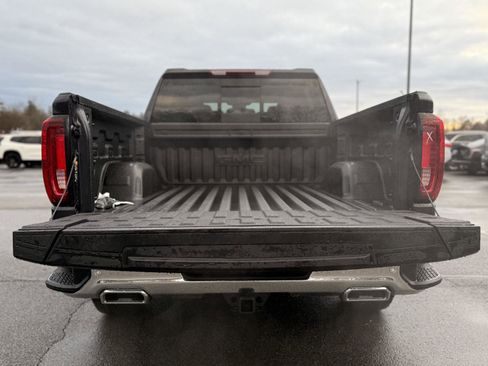 New 2026 GMC Sierra 1500 SLT image 10