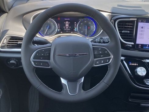 New 2026 Chrysler Voyager LX image 37