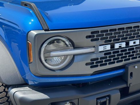 New 2026 Ford Bronco Badlands w/ Sasquatch Package AWD/4WD image 8