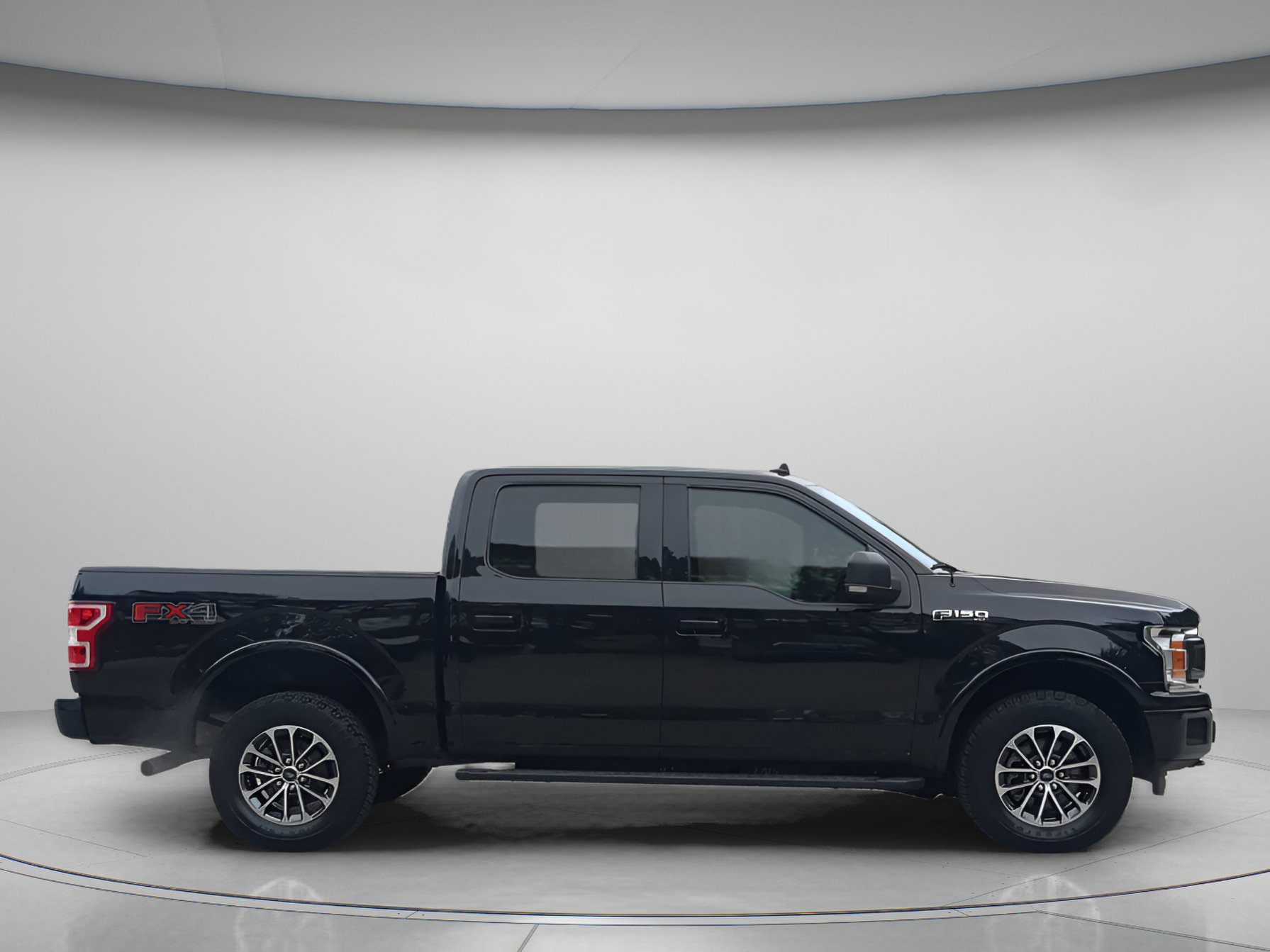 Certified 2020 Ford F150 XLT w/ Equipment Group 302A Luxury AWD/4WD image 39