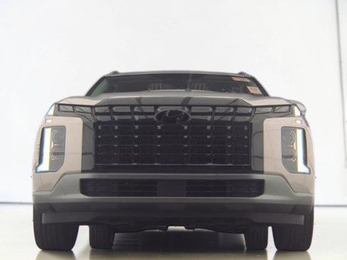 Used 2025 Hyundai Palisade SEL FWD image 3