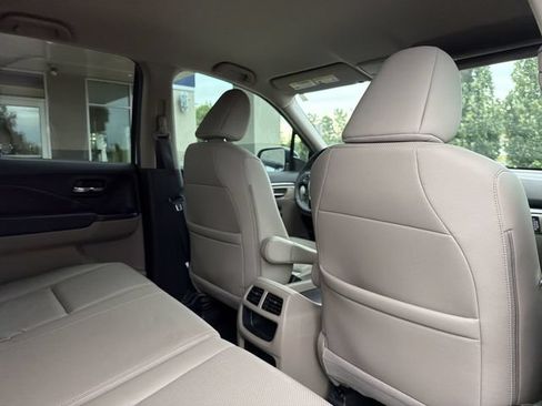 Used 2017 Honda Ridgeline RTL-T image 13