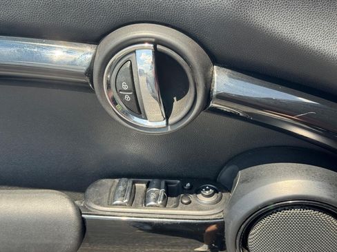 Used 2017 MINI Cooper S FWD image 25