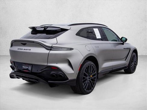 Used 2024 Aston Martin DBX 707 image 5
