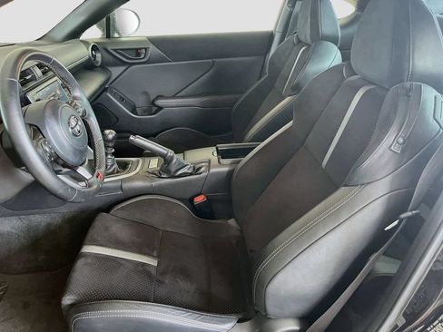 Used 2025 Toyota GR86 Premium RWD image 21