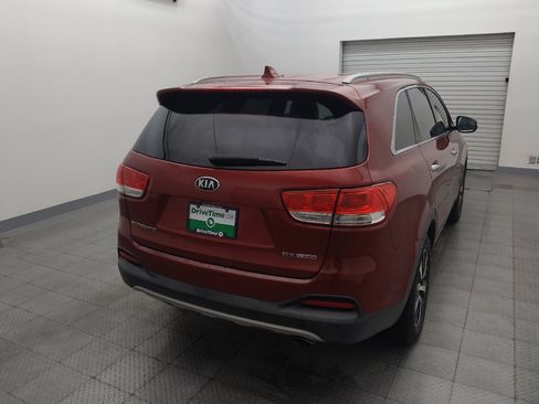 Used 2016 Kia Sorento EX FWD image 7