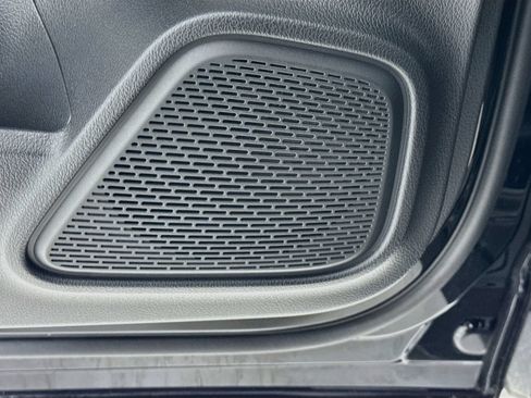 Certified 2025 Mercedes-Benz GLA 250 image 19