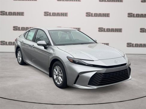New 2026 Toyota Camry LE image 7