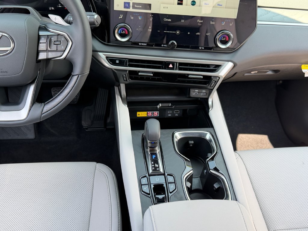 New 2026 Lexus RX 350 F Sport w/ Convenience Package AWD/4WD image 10