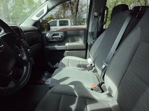 Used 2024 Chevrolet Silverado 1500 Custom w/ Turbomax Blackout Package image 6