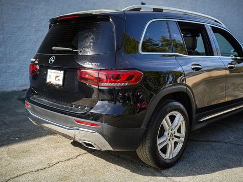 Used 2022 Mercedes-Benz GLB 250 4MATIC w/ Premium Package Lite image 15