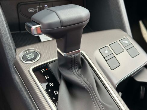 New 2026 Kia Sportage SX FWD image 24