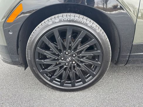 Used 2024 Hyundai Santa Fe Calligraphy image 11