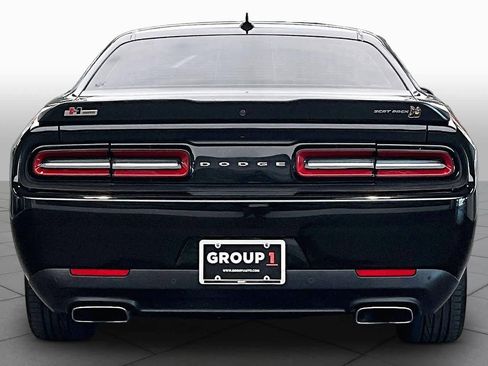 Used 2021 Dodge Challenger R/T Scat Pack RWD image 5