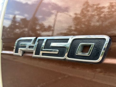 Used 2011 Ford F150 Lariat w/ Lariat Plus Pkg AWD/4WD image 13