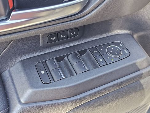 Used 2024 Toyota Land Cruiser image 17