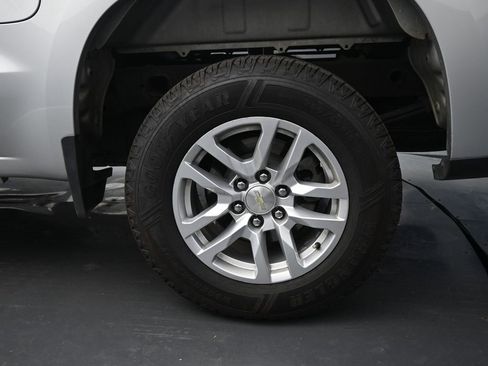 Used 2021 Chevrolet Silverado 1500 LT image 9