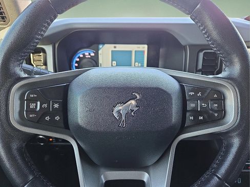 Certified 2023 Ford Bronco Everglades image 24