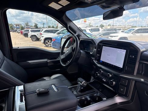 Used 2025 Ford F150 Platinum w/ FX4 Off-Road Package AWD/4WD image 12