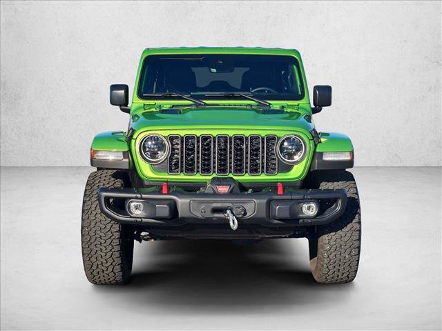 Used 2025 Jeep Wrangler Unlimited Rubicon AWD/4WD image 2