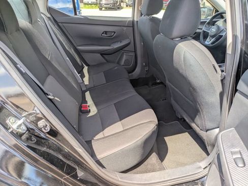Used 2025 Nissan Sentra SV FWD image 25