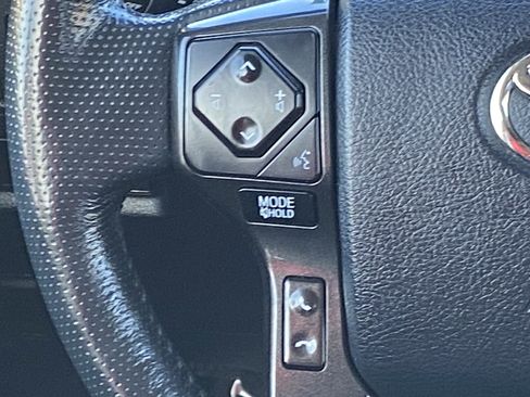 Certified 2024 Toyota 4Runner TRD Off-Road Premium image 20