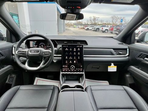 New 2026 GMC Terrain Elevation w/ Elevation Premium Package image 2