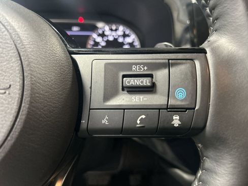 Certified 2024 Nissan Pathfinder SL image 22