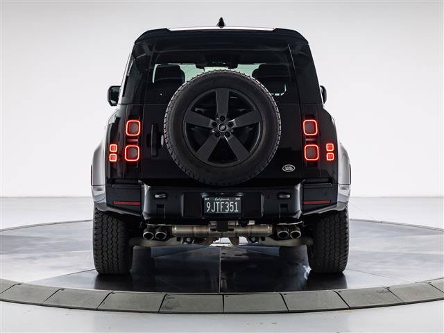 Used 2023 Land Rover Defender 110 V8 AWD/4WD image 5