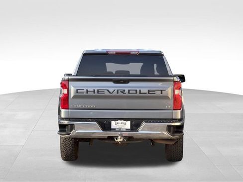 Used 2021 Chevrolet Silverado 1500 LT AWD/4WD image 8