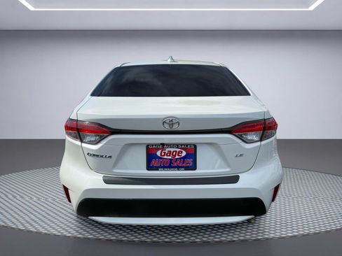 Used 2020 Toyota Corolla LE w/ Carpet Mat Package (TMS) FWD image 5