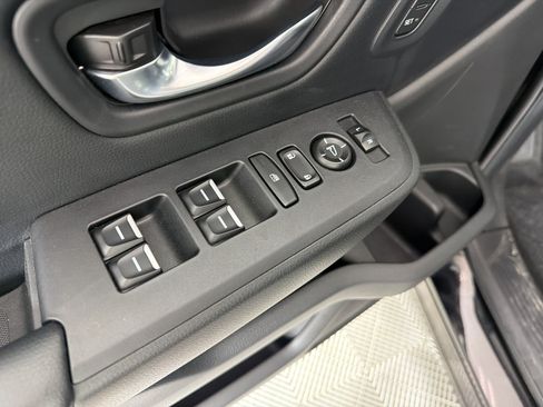 Used 2023 Honda Pilot Touring image 27