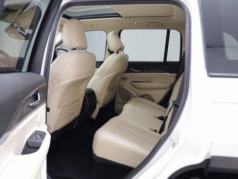 Used 2022 Jeep Grand Cherokee Limited image 14