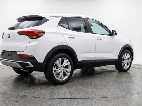 Used 2025 Buick Encore GX Preferred AWD/4WD image 9