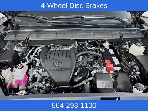Used 2024 Toyota Highlander Limited image 31