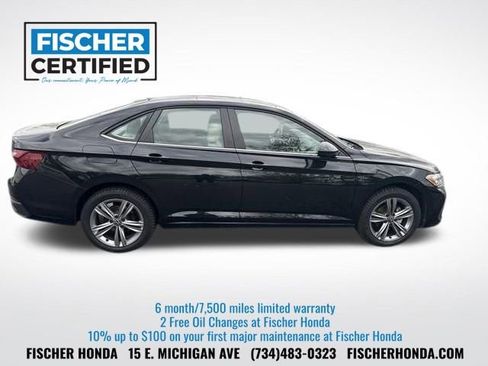 Used 2023 Volkswagen Jetta SE w/ Panoramic Sunroof Package image 6