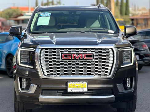 Used 2021 GMC Yukon Denali w/ Denali Premium Package image 5