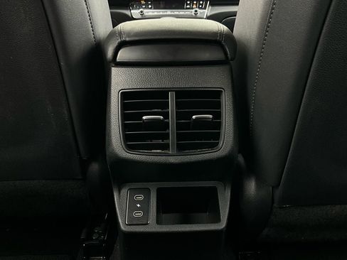 Used 2025 Kia Seltos S image 12